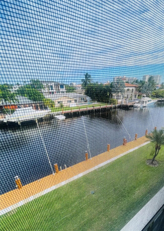 Building Photo - 777 Jeffery St