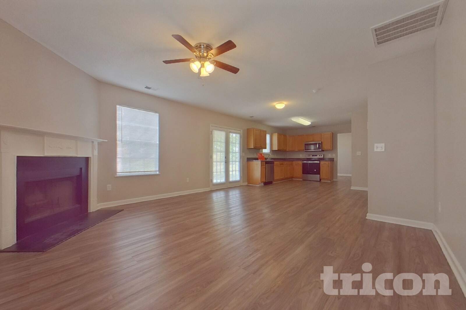 Building Photo - 410 Fox Trot Dr