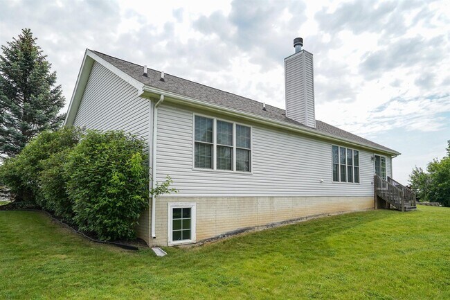 Building Photo - 276 Stone Glen Ct