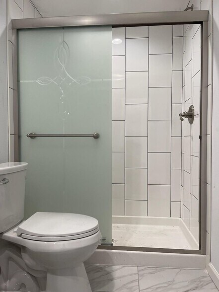 Building Photo - 9225 Gingerhill Ct