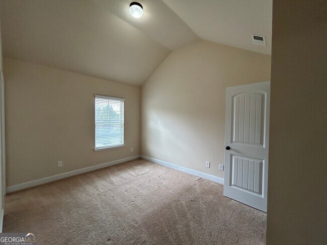 Building Photo - 2942 Dobbs Ct