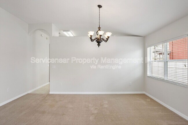 Building Photo - 31022 Bridgegate Dr