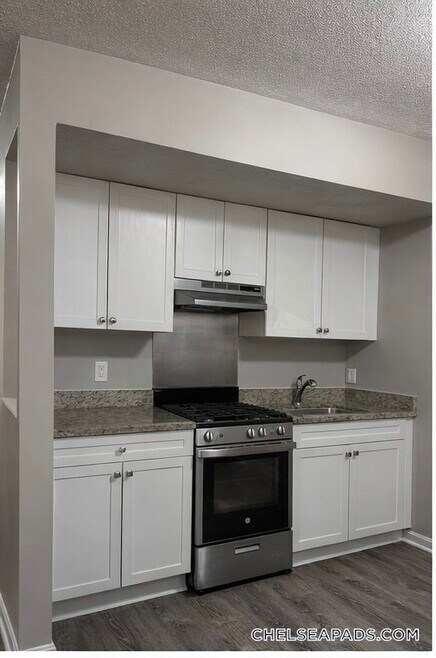 Building Photo - 65 Shawmut St