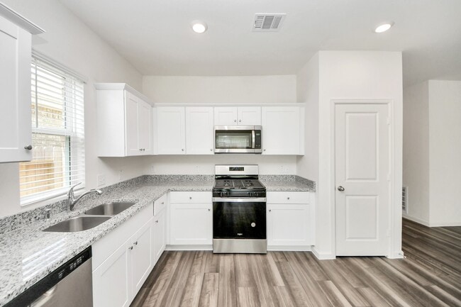 Building Photo - 1812 Corsica Crk Ln