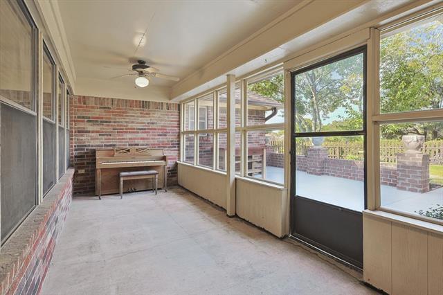 Building Photo - 7748 Incline Terrace