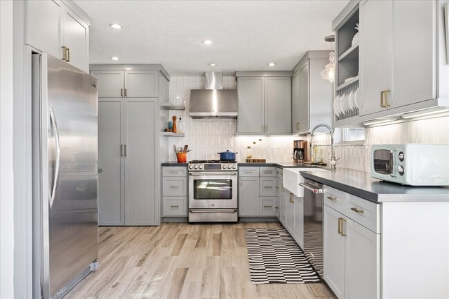 Building Photo - 11531 Gaymoor Dr