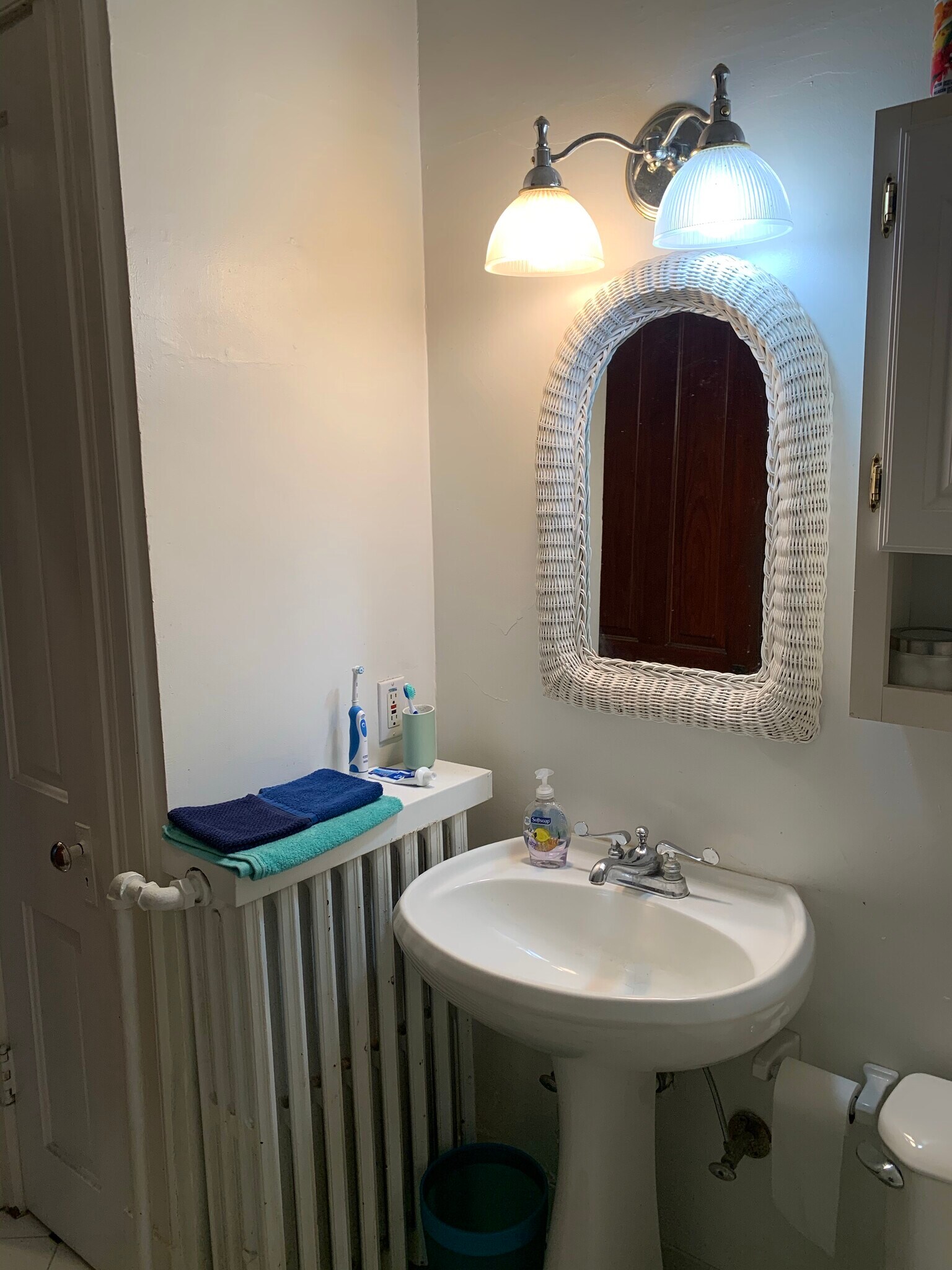 Building Photo - 3230 Bishop St