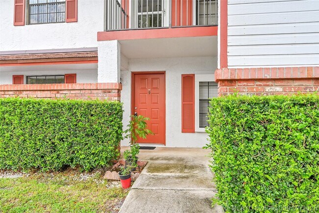 Building Photo - 2518 NW 89th Dr