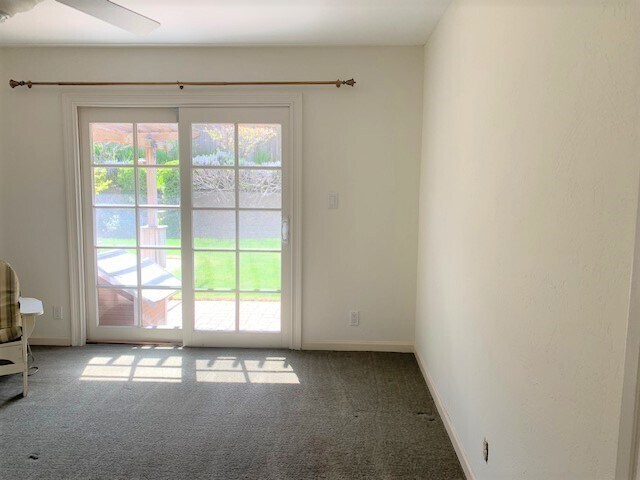 Building Photo - Beautifully Remodeled Evergreen house - hardwood, granite, A/C, stainless - Dogs welcome