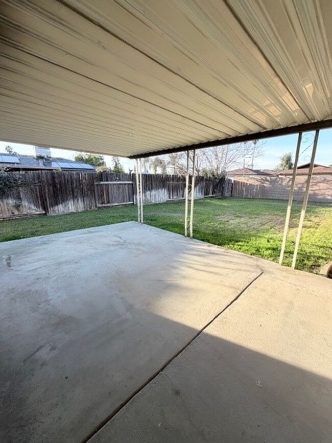 Building Photo - 5212 Thyme Ln