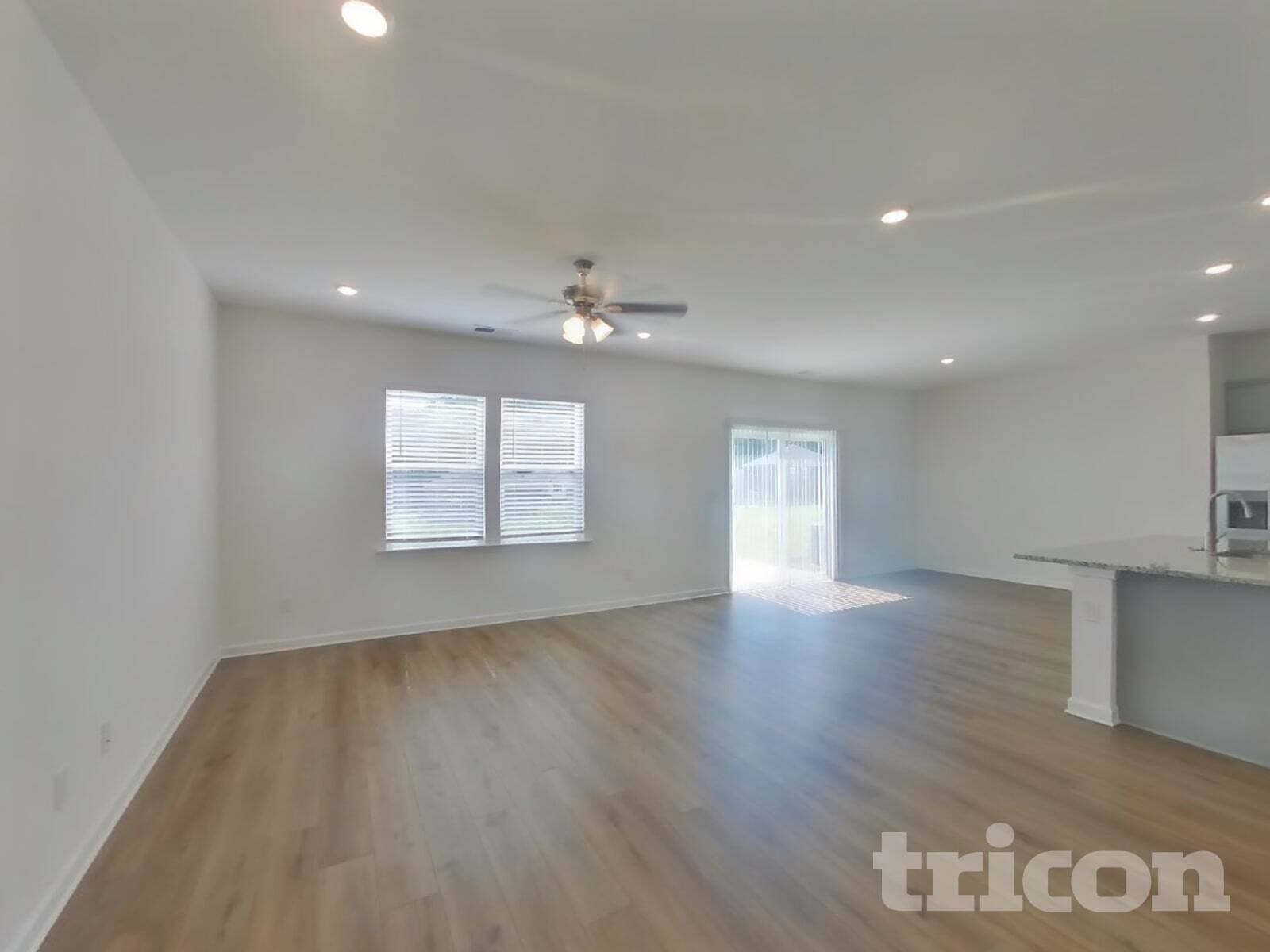 Building Photo - 1943 Logan Ln