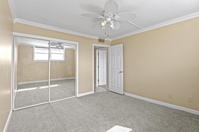 Building Photo - 109 Paradise Harbour Blvd