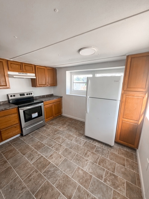 Primary Photo - 117 Beach Dr