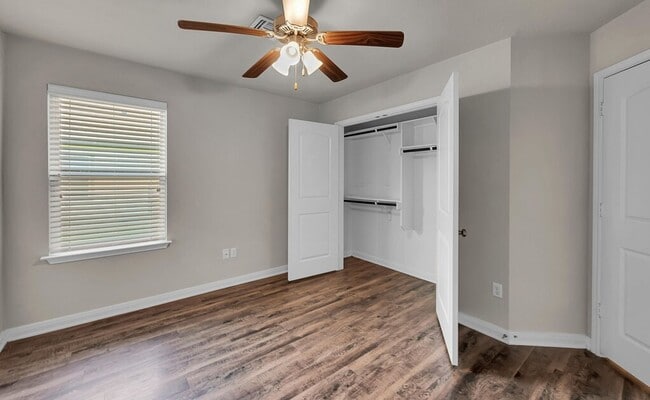 Building Photo - 1120 Merganser Way