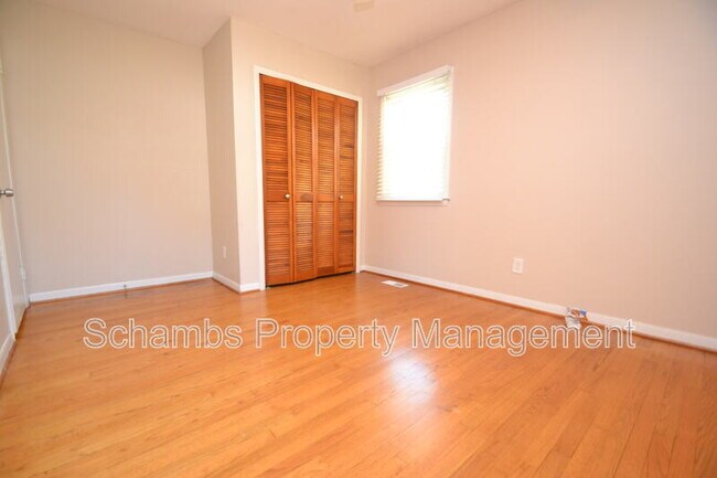 Building Photo - 5133 Lundy Dr