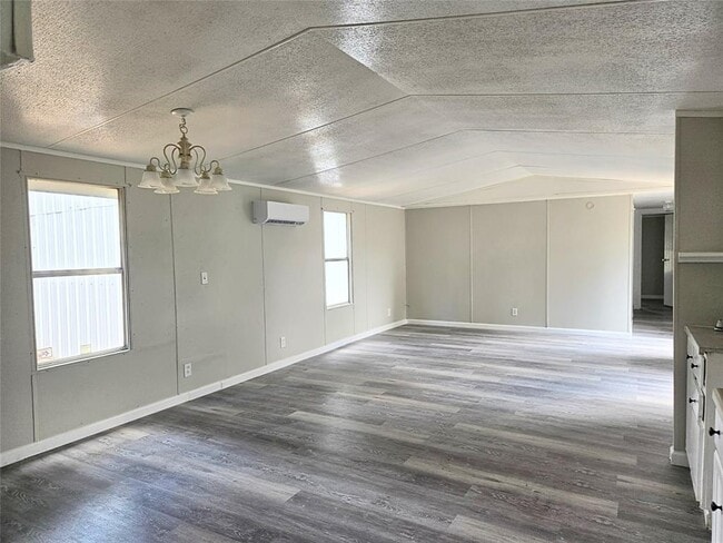 Building Photo - 16815 W Alderson