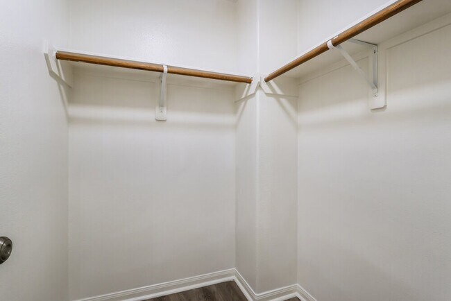 Building Photo - 20806 Fox Trot Ct