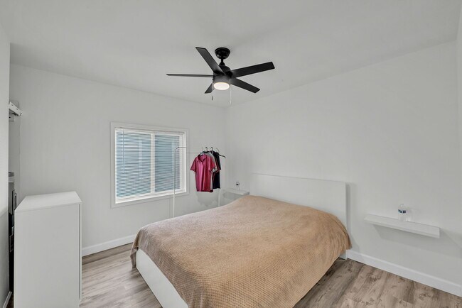 Building Photo - 5028 Halwell Dr