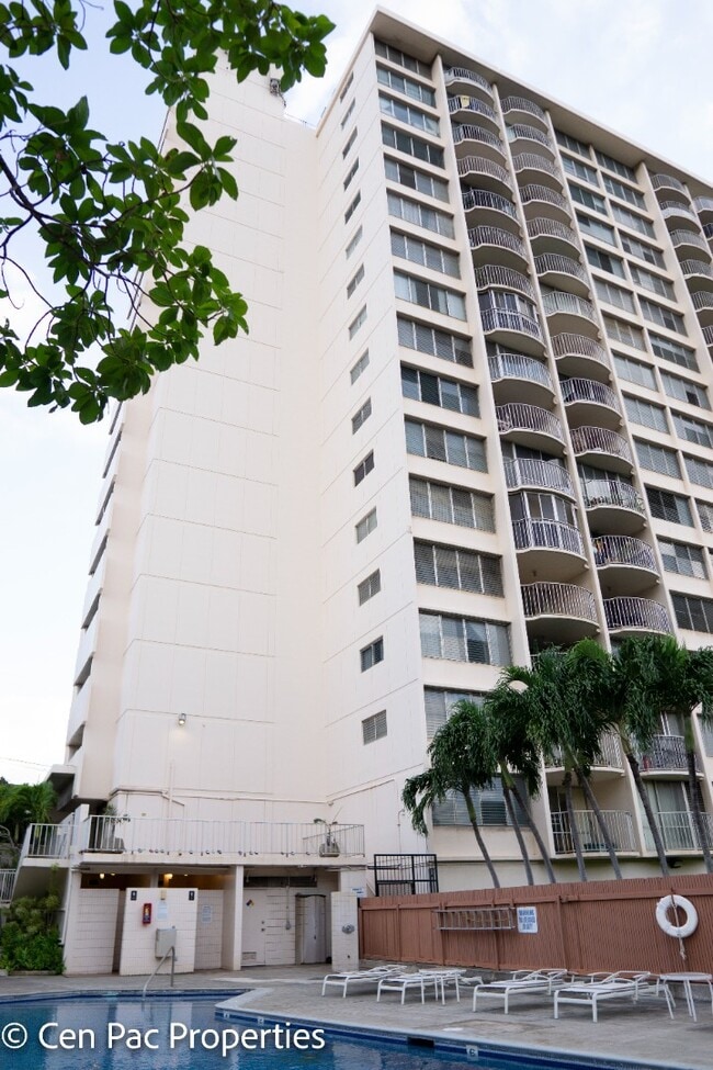 Building Photo - 2 Bed/2 Bath/1 Parking - Beautiful Unit with Nice View in Salt Lake!