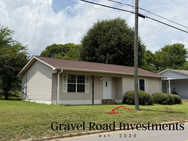 Building Photo - 2318 Fosters Ferry Rd