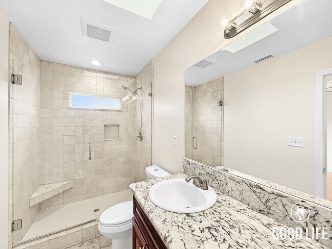 Building Photo - Charming 3BD/2BA w/ A/C, Attached Garage, and Large Yard in La Mesa!