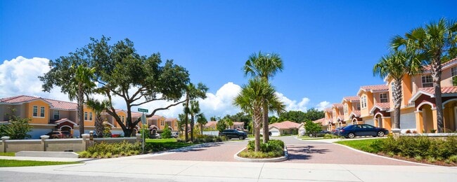 Building Photo - 11 Meridian Dr