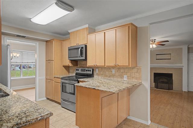 Building Photo - 3200 Hickory Ct