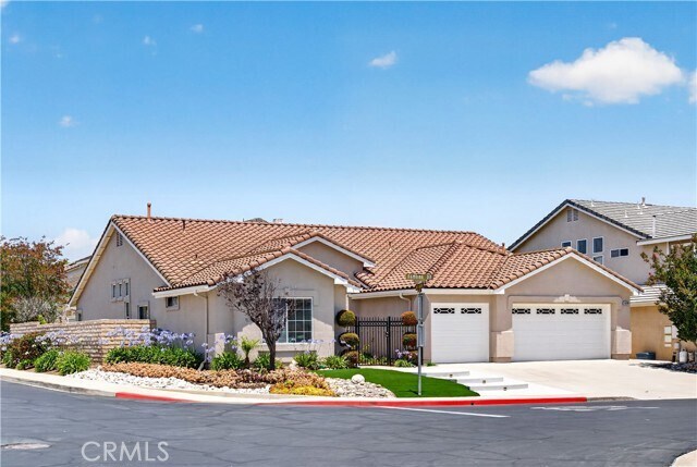 Building Photo - 1699 Ramona Dr