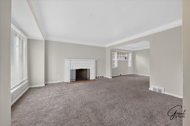 Building Photo - 4 Bedroom Home - $1,550