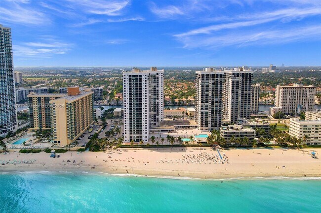 Building Photo - 2301 S Ocean Dr