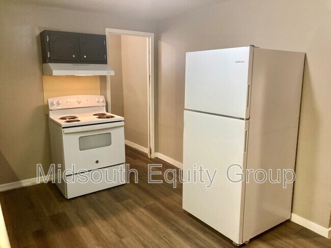 Building Photo - 127 Northside Ave