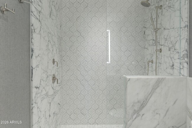 Building Photo - 6587 N Palmeraie Blvd