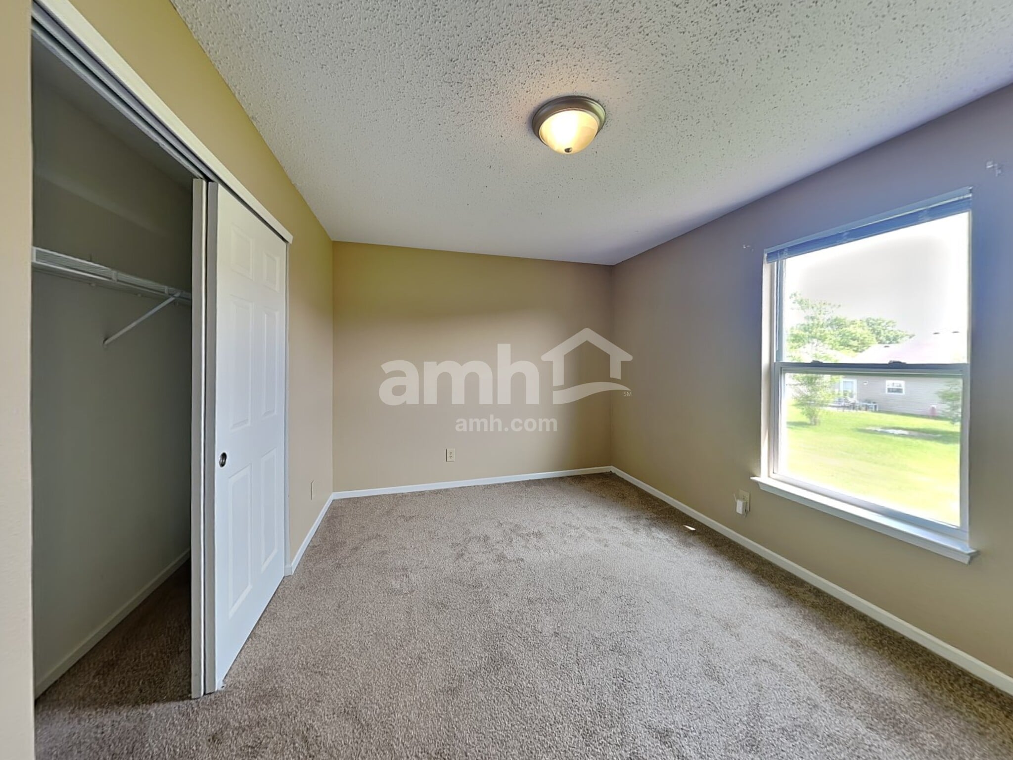 Building Photo - 6765 W Littleton Dr