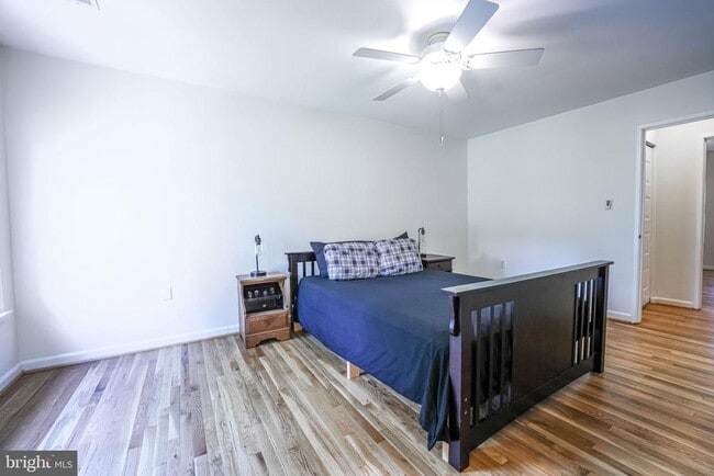 Building Photo - 4908 Sauquoit Ln