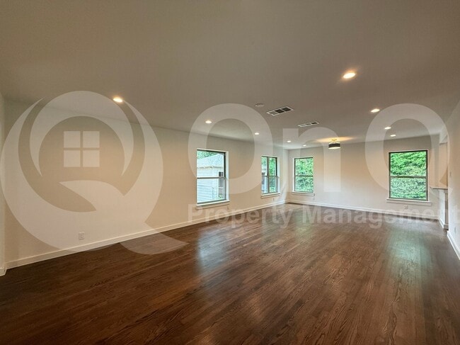 Building Photo - 9351 Angora St