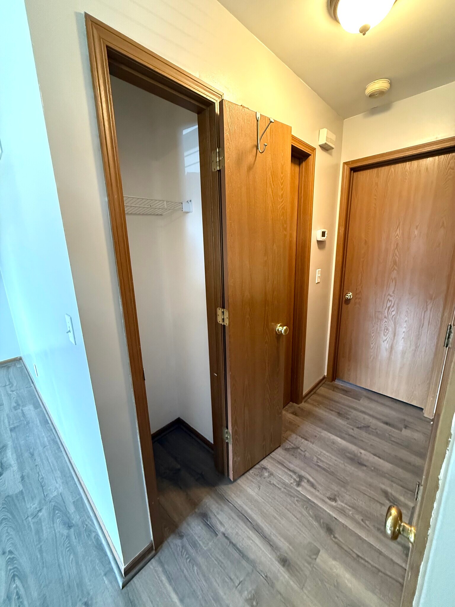 Building Photo - 608 Linda Ln