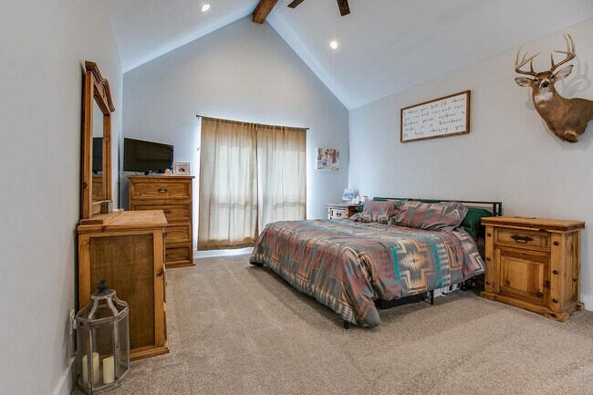 Building Photo - Beautiful 4 bedroom, 3 bath home in Bentwood COMING SOON!!