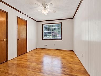 Building Photo - 2900 Holt Dr