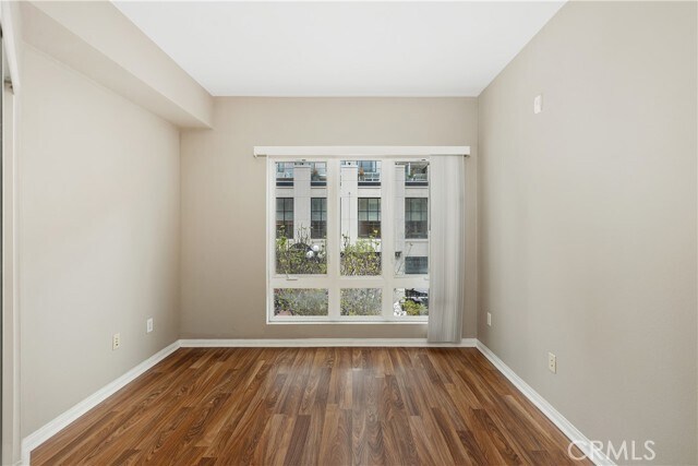 Building Photo - 450 J St