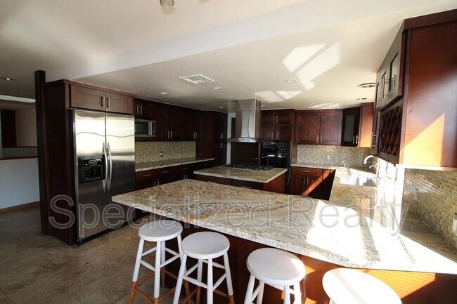 Building Photo - 3694 Berwick Dr