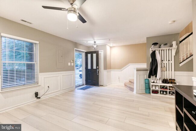 Building Photo - 2 Millhaven Ct