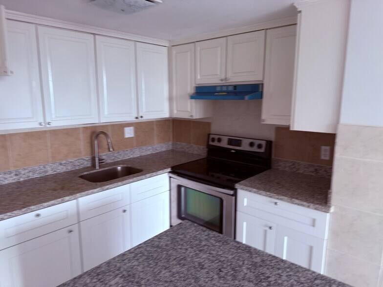 Building Photo - 7510 Hornwood Dr
