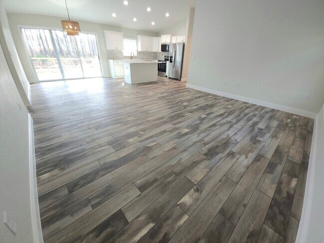 Building Photo - 13776 SW 81 Cir