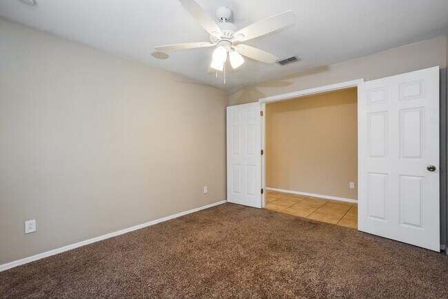 Building Photo - 2643 Breezy Meadow Rd