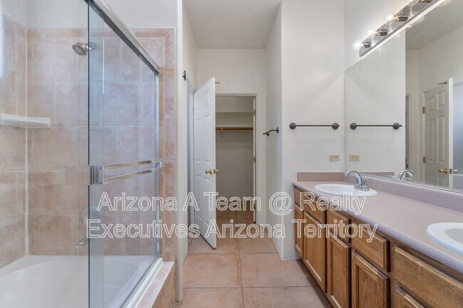 Building Photo - 3730 N Bay Horse Loop