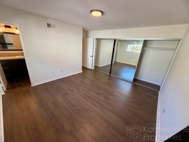 Building Photo - 6926 Monte Verde Dr