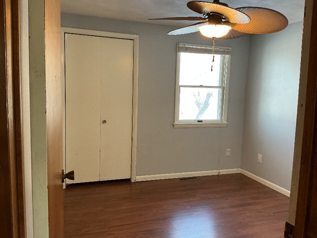 Building Photo - 901 White Birch Ln