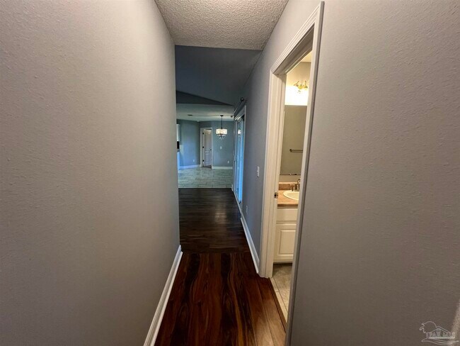Building Photo - 7951 Amethyst Dr