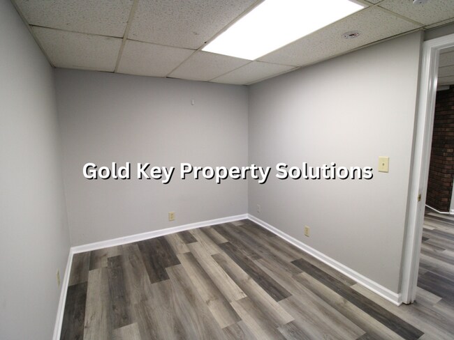 Building Photo - 517-519-519 Wheeling Ave