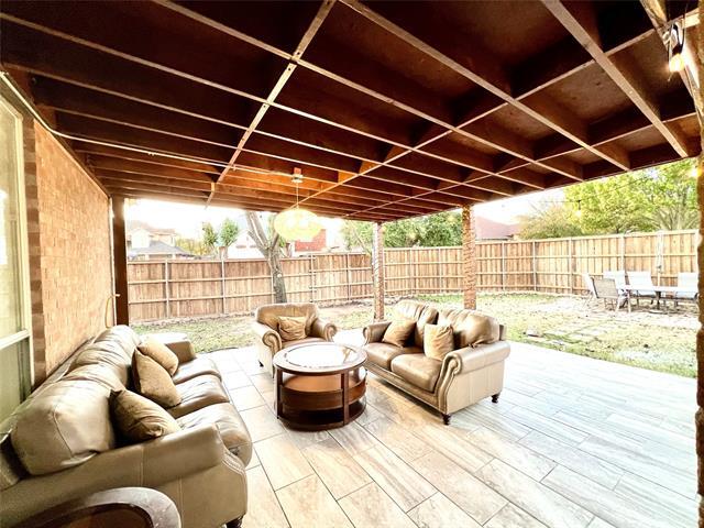 Building Photo - 3301 Bluegrass Dr